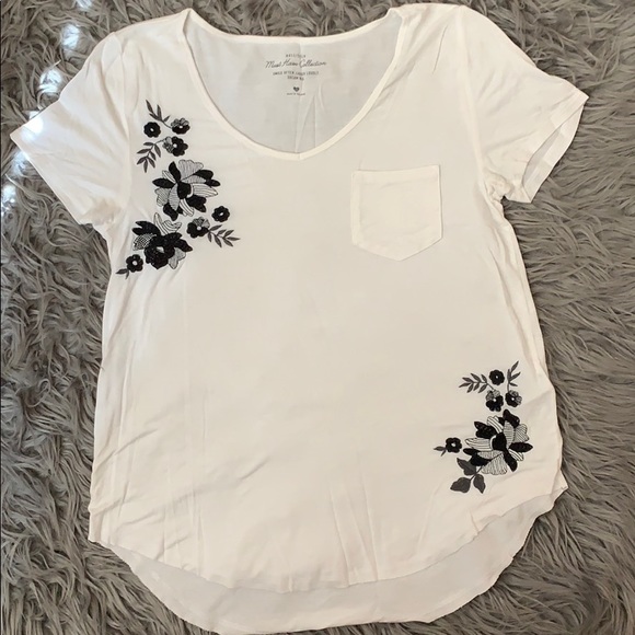 Hollister Tee Set - Picture 3 of 4